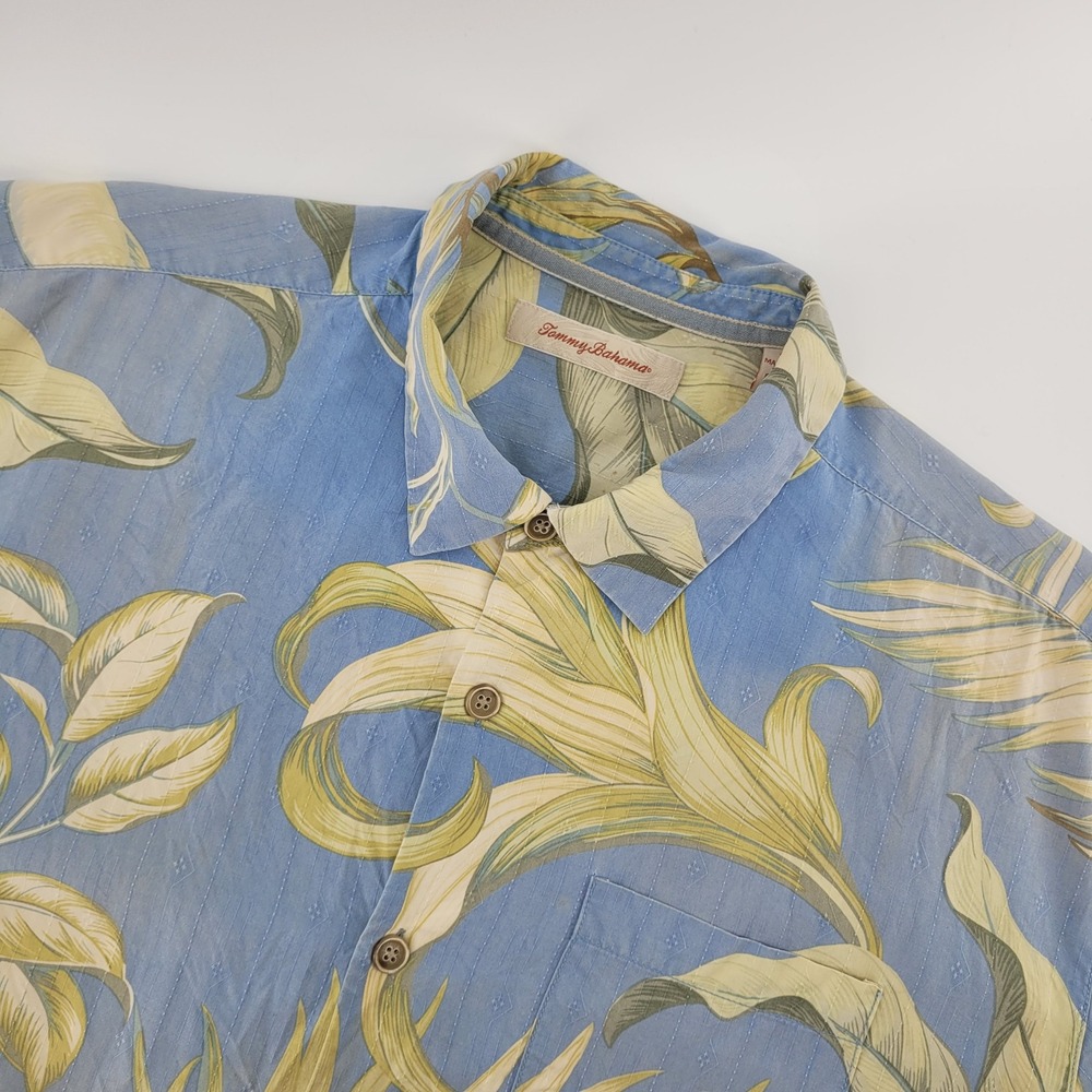 [READ] Tommy Bahama Hawaiian Shirt Mens‎ XL 100% Silk Tropical Floral Blue